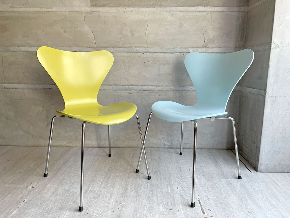 フリッツハンセン Fritz Hansen セブンチェア アルネ・ヤコブセン Arne Jacobsen スタッキングチェア ダイニングチェア ライム & アイスブルー 廃番カラー デンマーク 北欧 中古品 買い取りしました。