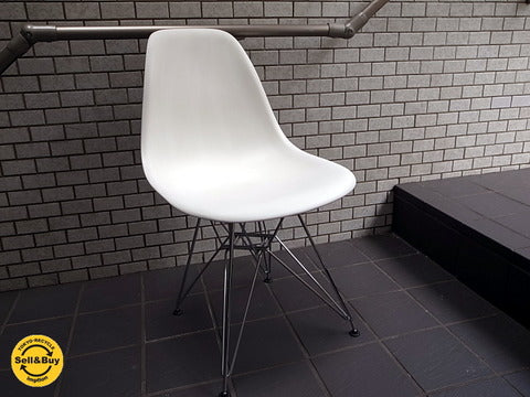 廃番 正規復刻 ヴィトラ vitra サイドシェルチェア エッフェルベース DSR ホワイト MoMA ～見た目の清廉さ以上の心地良さ【買取と販売とレンタルのお店】