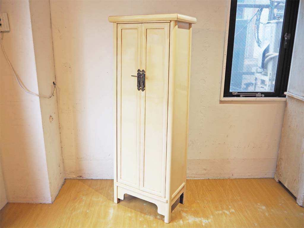 中国家具 木製キャビネット アジアン家具 シノワズリー オリエンタル アンティーク家具 中古品 買い取りしました。