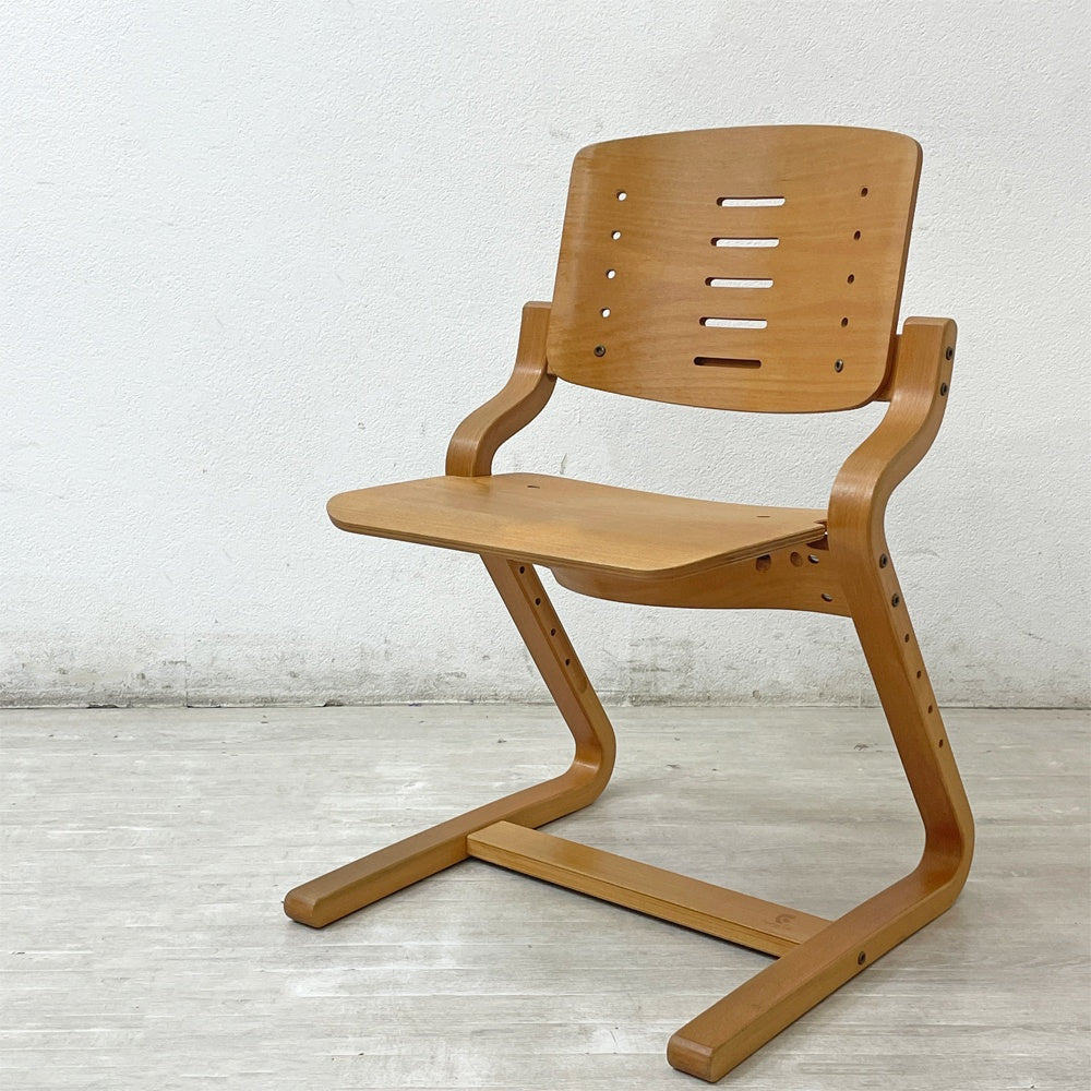 【祖師ヶ谷大蔵店】フォルミオ Formio ビーチ材 チェア KF-02 デスクチェア 阿久津雄一 背座の高さ調整可能 北欧 デンマーク 買取させていただきました。