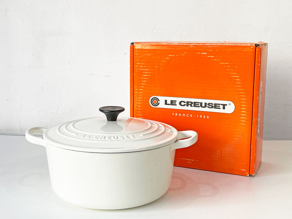 ルクルーゼ LE CREUSET ココットロンド 22cm ホワイト 両手鍋 鋳物 中古品 買い取りしました。