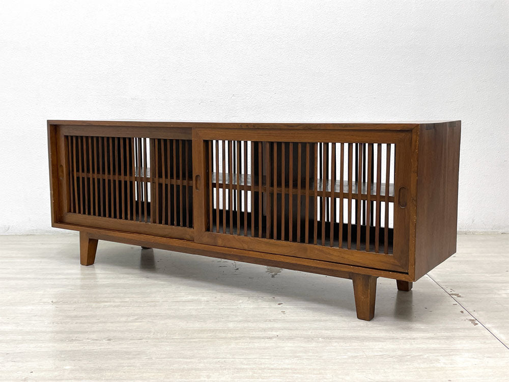 ヒッカドゥワ HIKKADUWA AVボード テレビボード アジアンチーク無垢材 H61cm 両面仕様 引き戸 キャビネット サイドボード バリ家具 中古品 買い取りしました。