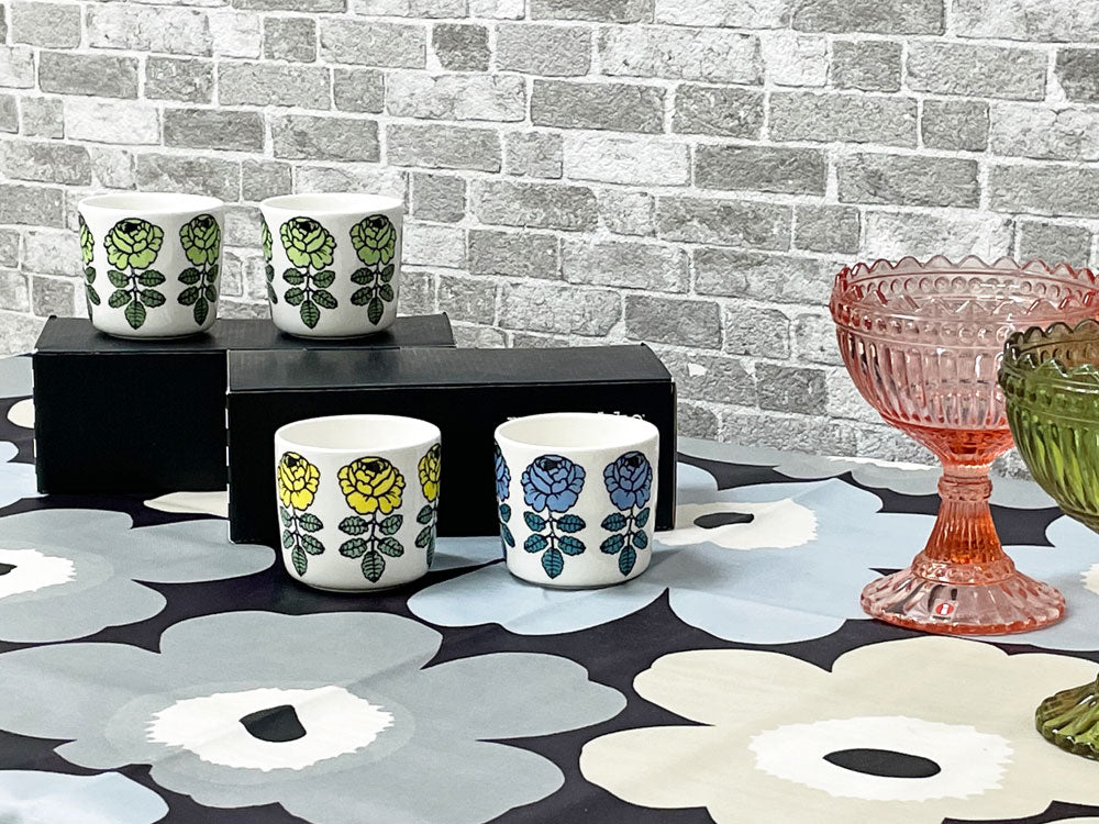 マリメッコ marimekko ヴィヒキルース VIHKIRUUSU ラテマグ ペア 2点セット ライトグリーン ＆ ライトブルー×イエロー 廃番カラー マイヤ・イソラ Maija Isola 箱付き 希少  中古品 買い取りしました。