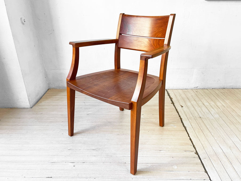 ウッドユーライクカンパニー WOOD YOU LIKE COMPANY ライオンチェア ソリッドタイプ ダイニングチェア チェリー無垢材 オイルフィニッシュ 平井優子 中古品 買い取りしました。