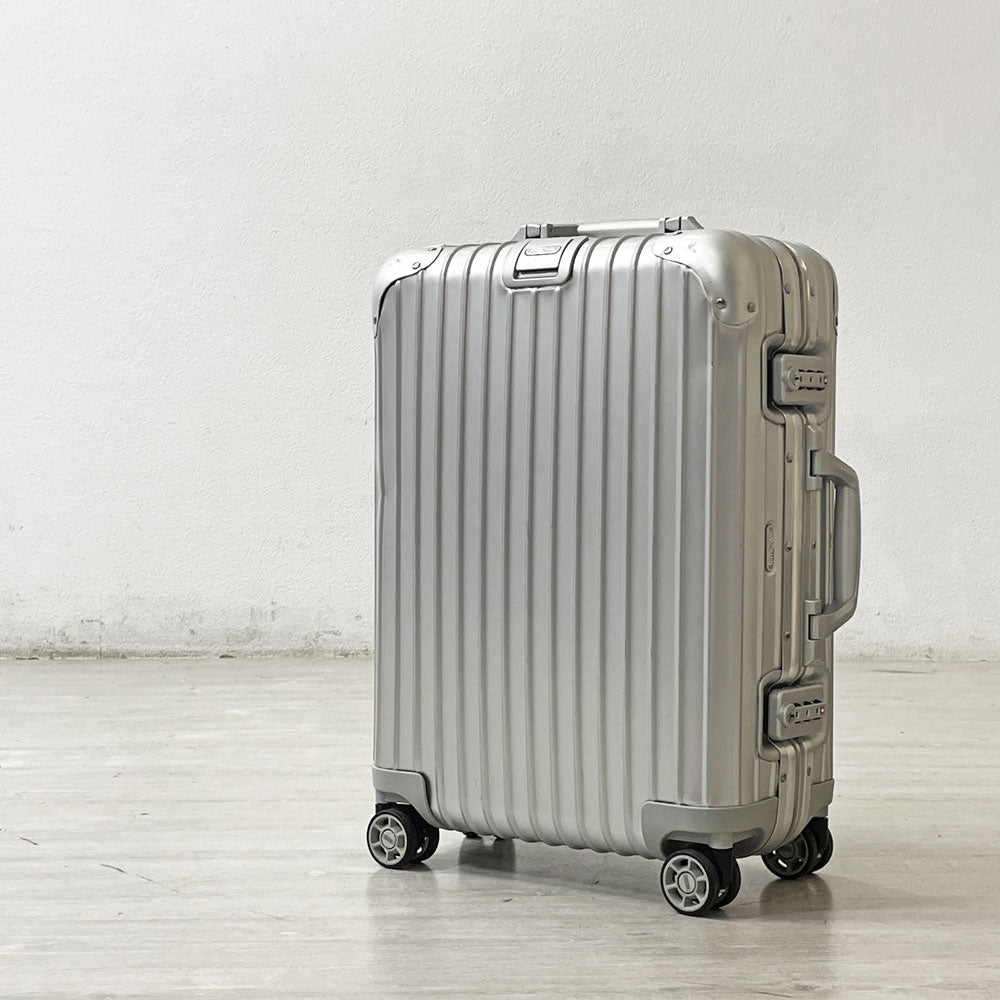 【祖師ヶ谷大蔵店】リモワ RIMOWA トパーズ Topas キャビン マルチホイール Cabin MultiWheel IATA 32L 4輪 キャリーケース スーツケース 機内持ち込み可 買取させていただきました。