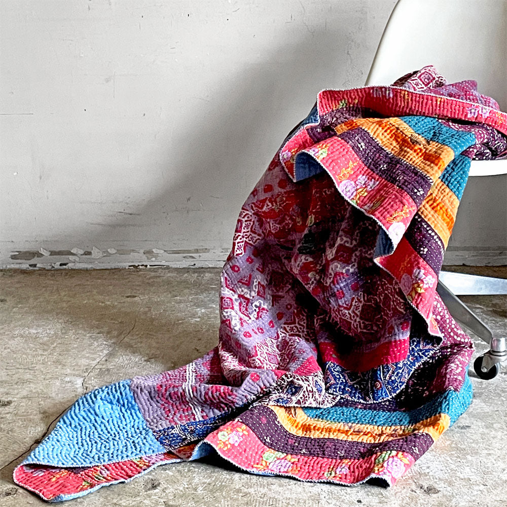 インドビンテージ Indian Vintage ラリーキルト ラグ カーペット パッチワーク 伝統工芸 240x150cm ～ 千の針が紡ぐ物語 ～