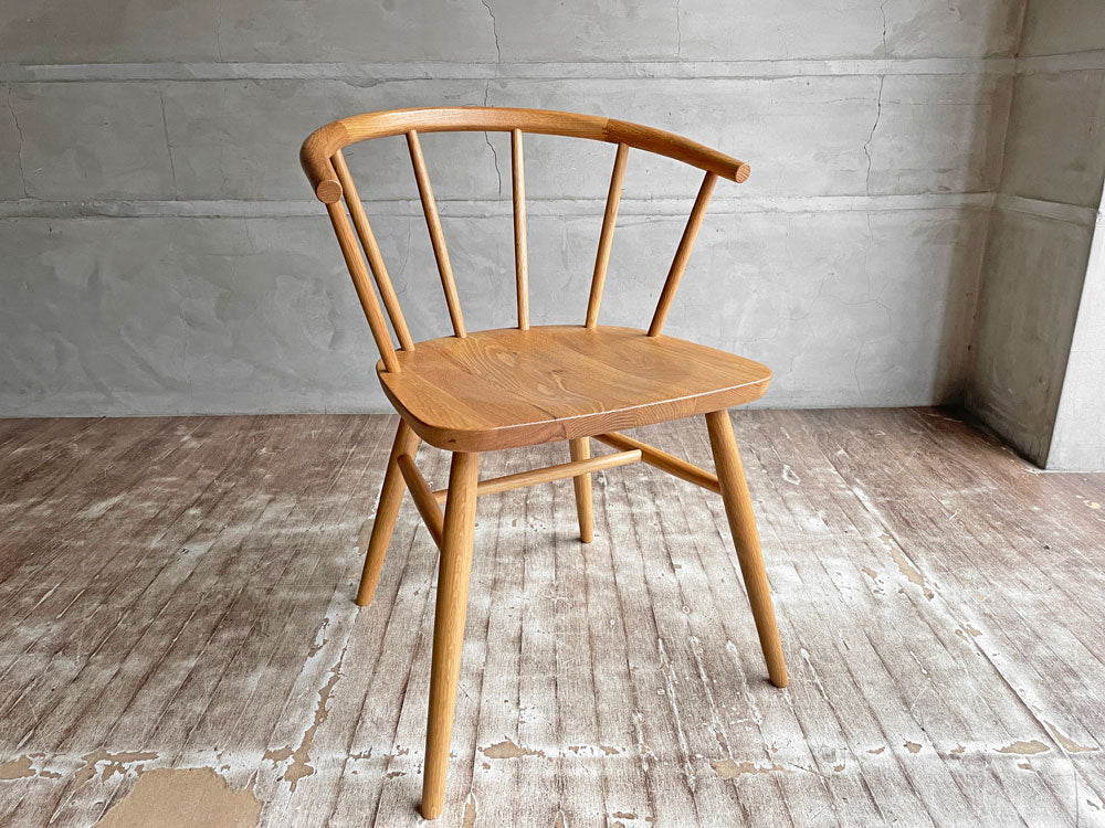 無印良品 MUJI オーク材アームチェア 丸脚 スポークバック スモーカーズボウ 国産家具 中古品 買い取りしました。