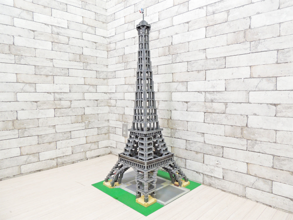 レゴ LEGO クリエイター エッフェル塔 1 / 300 10181 レゴブロック オブジェ 玩具 完成品 説明書付き 参考価格 642,469円  中古品 買い取りしました。