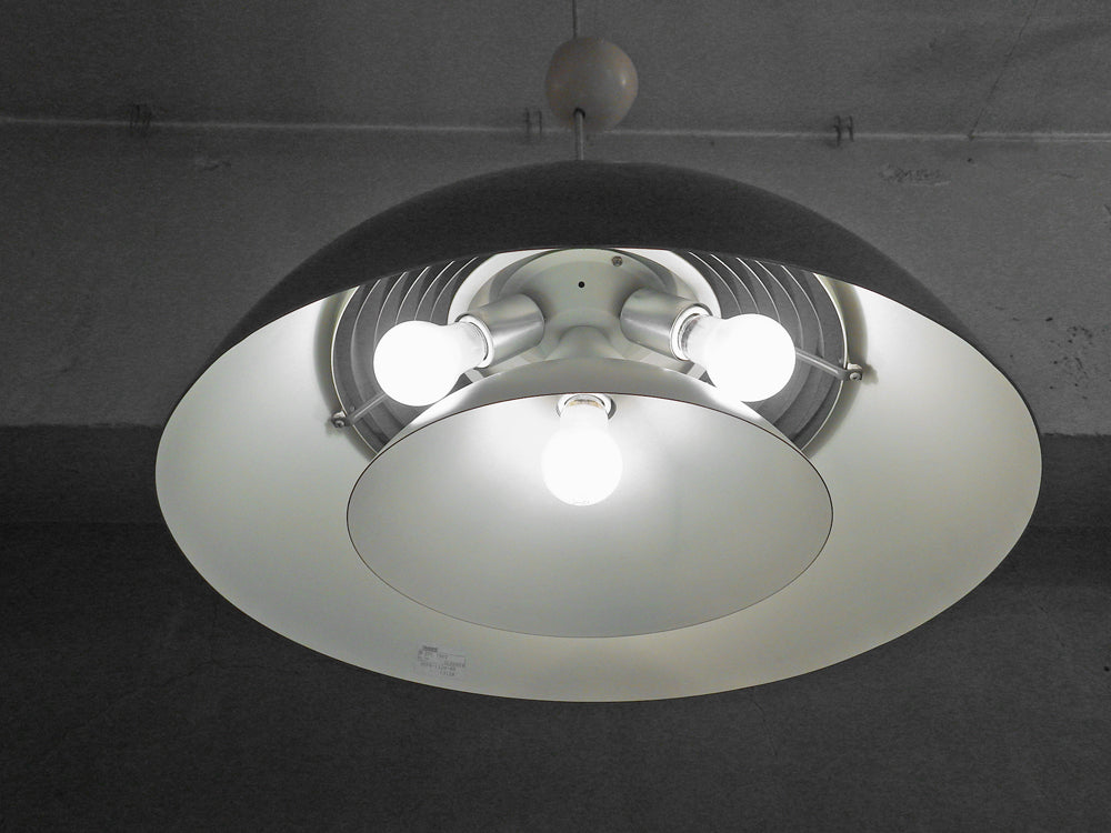 ルイスポールセン Louis Poulsen AJロイヤル AJ ROYAL 500 ペンダントライト グラファイト アルネ・ヤコブセン ビンテージ 希少 ヤマギワ取扱 中古品 買い取りしました。