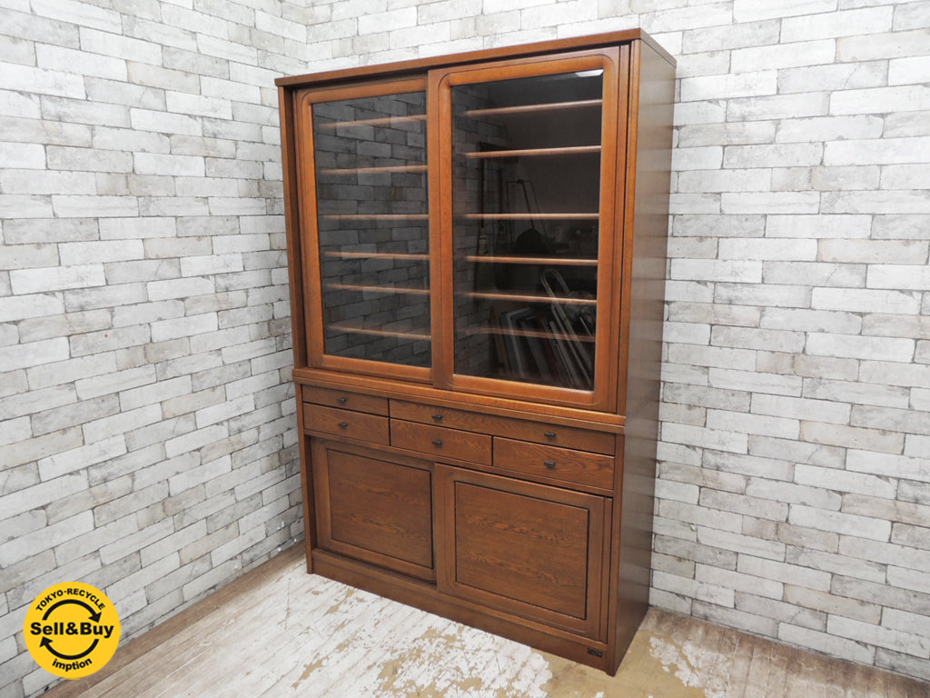 AUTHENTIC FURNITURE 斉藤家具工業 オーク材 食器棚 キッチン カップボード キャビネット ガラス扉 W120cm 国産家具 中古品 買い取りしました。