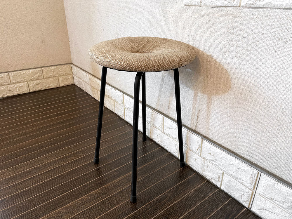 ジャパンビンテージ Japan Vintage スツール ドーナツ型座面 ファブリック ベージュ系 Φ32cm スチール脚 昭和レトロ 中古品  買い取りしました。