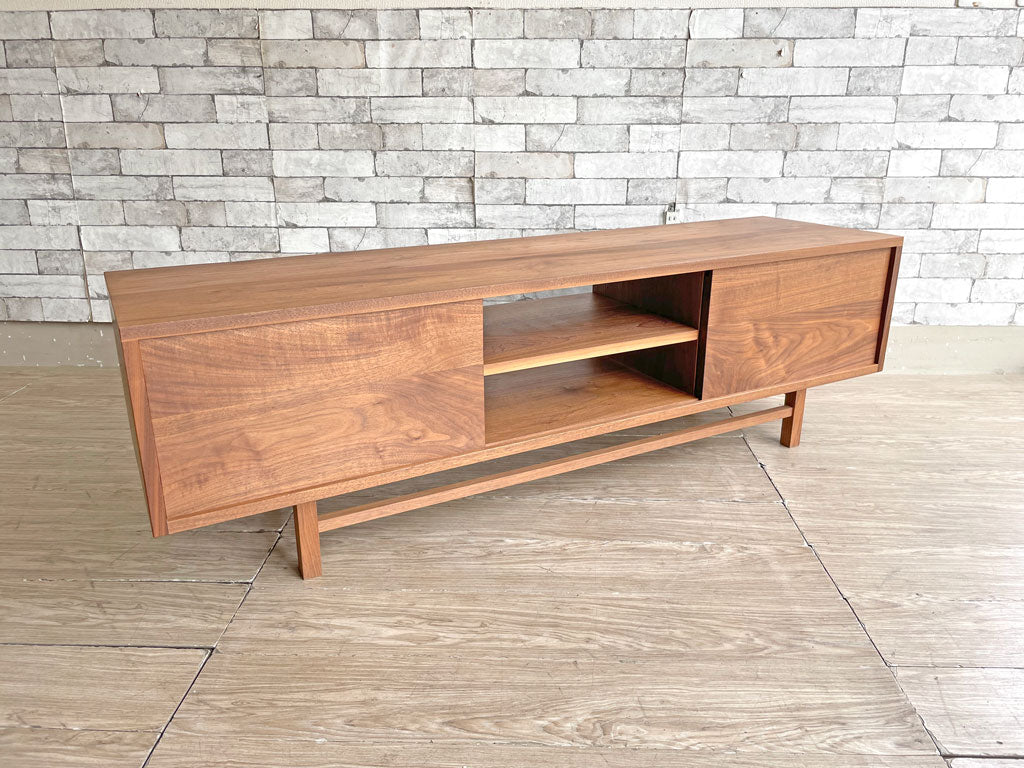 グリニッチ greeniche AVボード AV Board 1500 ウォールナット材 引き出し付 オイル仕上げ 北欧スタイル モダン 定価￥192,900- 中古品 買い取りしました。