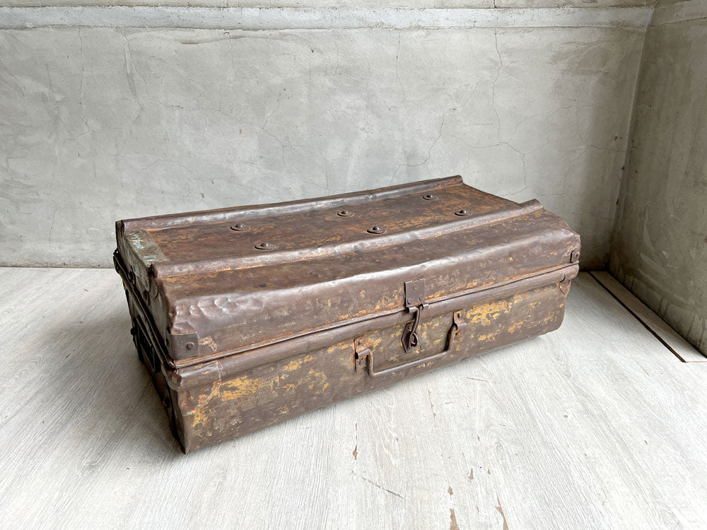 ビンテージ Vintage トラベルトランク メタルトランク 店舗什器 インダストリアル 中古品 買い取りしました。