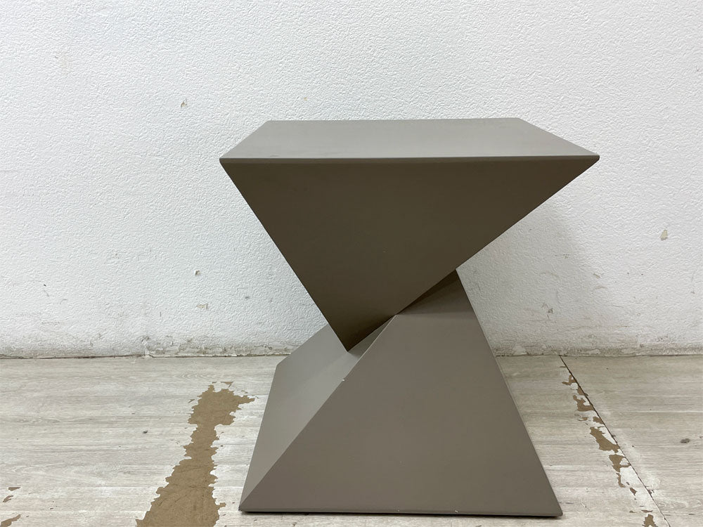 アビタスタイル AbitaStyle ラブリエ11 Labrie11 サイドテーブル グレー 集成無垢材 W40cm 遠藤照明 中古品 買い取りしました。