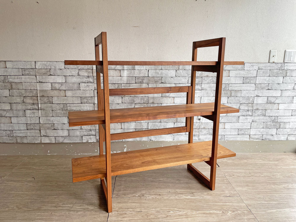 マスターウォール MASTERWAL ワイルドウッドシェルフ WILDWOOD SHELF ウォールナット無垢材 オープンシェルフ 本棚 飾り棚 定価￥156,200- 中古品 買い取りしました。