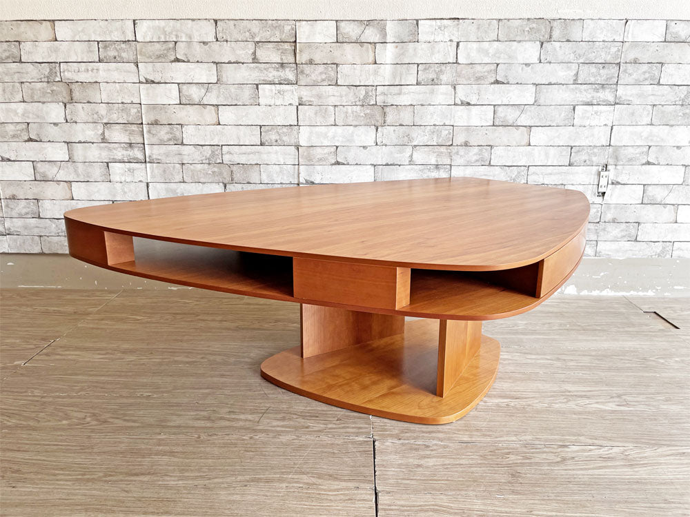 テクタ TECTA K21 センターテーブル コーヒーテーブル 抽斗2杯 バウハウス BAUHAUS アクタス ACTUS 取扱 廃番 希少中古品 買い取りしました。