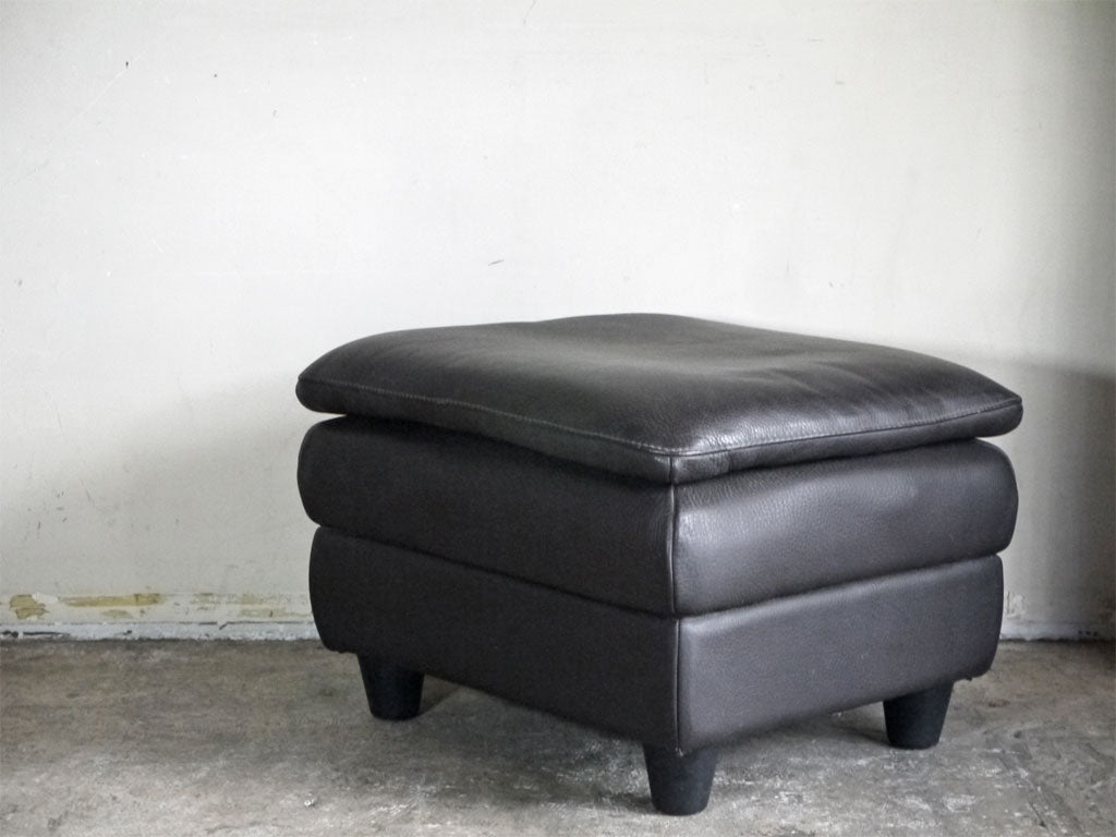 IDC大塚家具 OTSUKA オットマン スツール ダークブラウン モダンデザイン 中古品 買い取りしました。