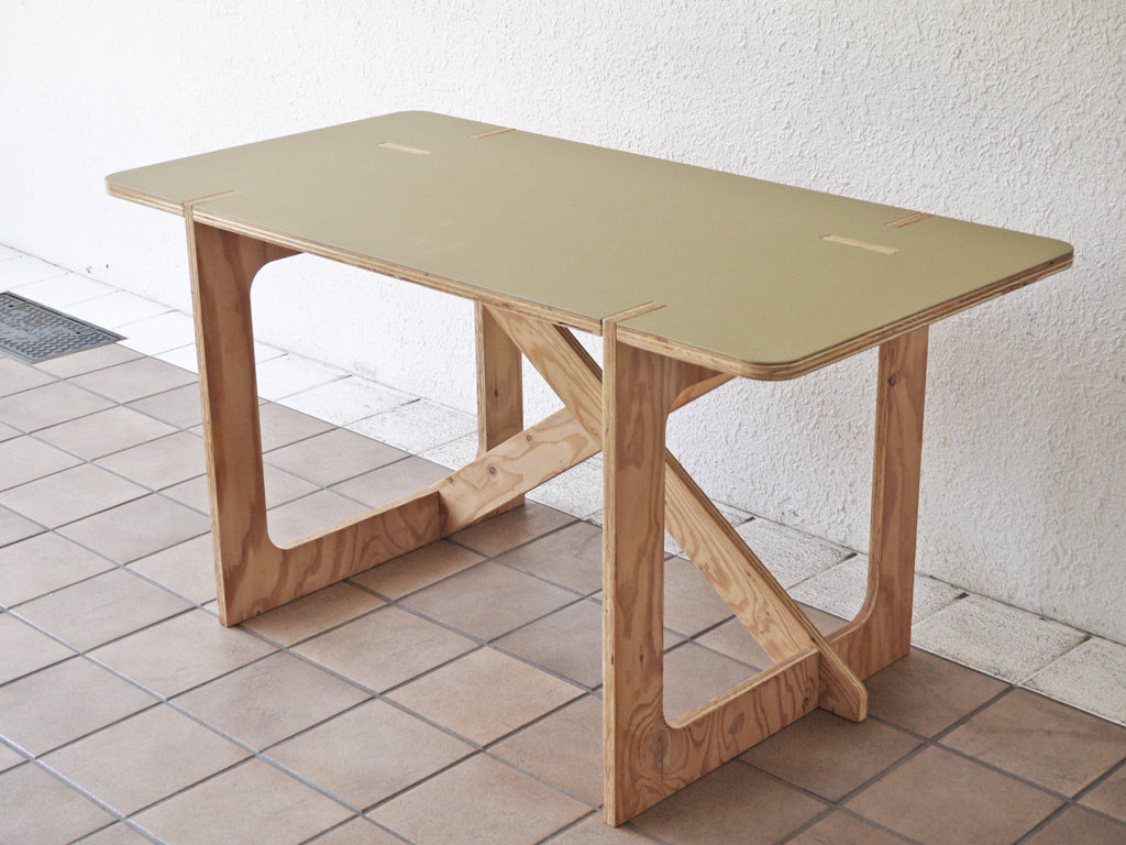 コン・ドット・テンポラリー・ファニチャー con.temporary furniture ホームデスク リノリウム天板 ピスタチオ 唐松特注合板 コリン・シェリー CIBONE取扱 中古品 買い取りしました。