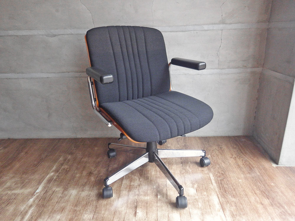 ジロフレックス giroflex ミドルバックアームチェア 83 BRASA デスクチェア リクライニング スイス 中古品 買い取りしました。