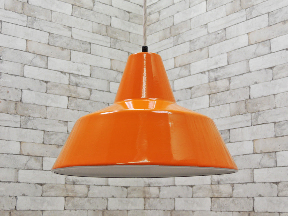 ルイスポールセン louis poulsen エナメルランプ / ワークショップランプ オレンジ ペンダントライト ビンテージ  中古品 買い取りしました。
