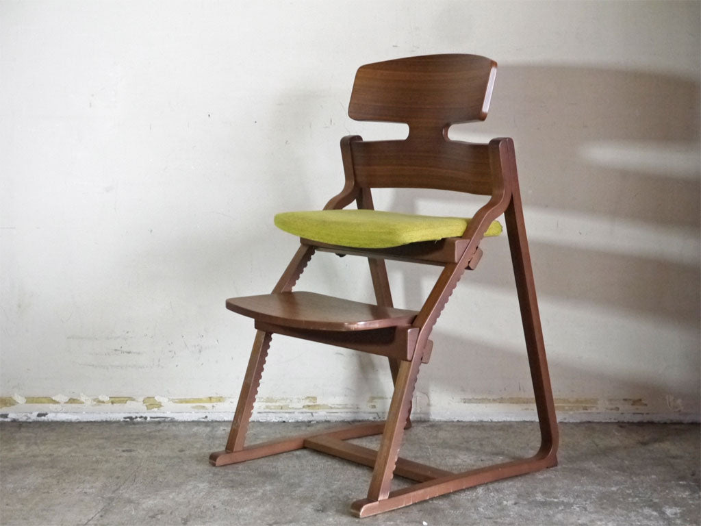 豊橋木工 TOYOMOKU アップライトチェア UPRIGHT CHAIR ウォールナット ベビーチェア キッズチェア 中古品 買い取りしました。