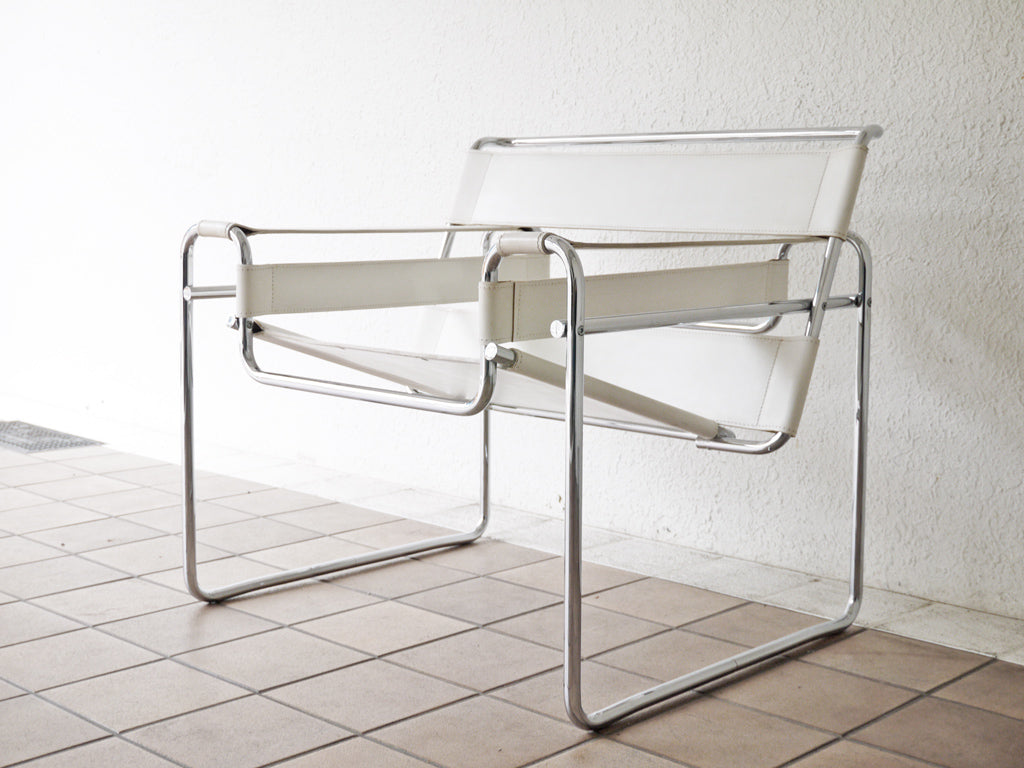 ワシリーチェア Wassily Chair ホワイト クラブチェア B3 マルセルブロイヤー バウハウス 名作家具 モダニズムデザイン リプロダクト品 中古品 買い取りしました。