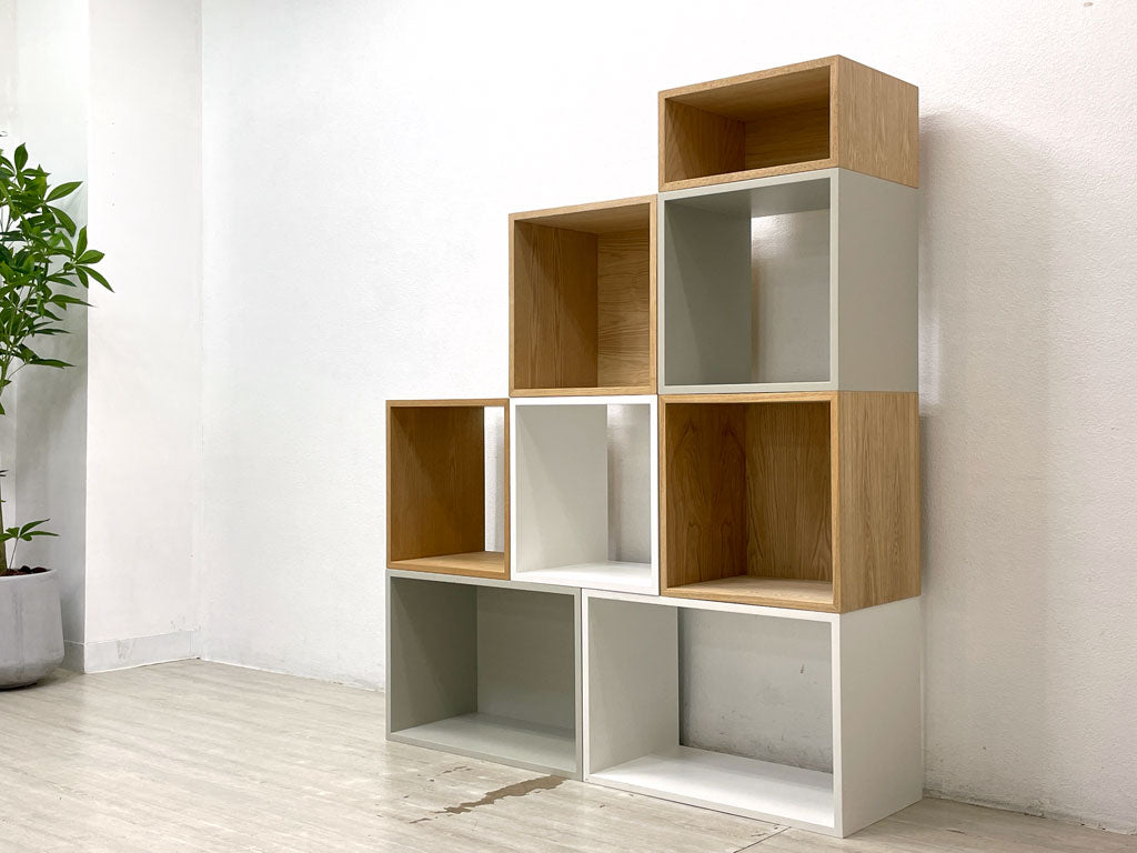 ムート Muuto スタックド STACKED オープンシェルフ オーク ホワイト ライトグレー 7点セット ジュリアン・デ・スメド 本棚 飾り棚 ナチュラルモダン 定価総額￥350,900-   中古品 買い取りしました。