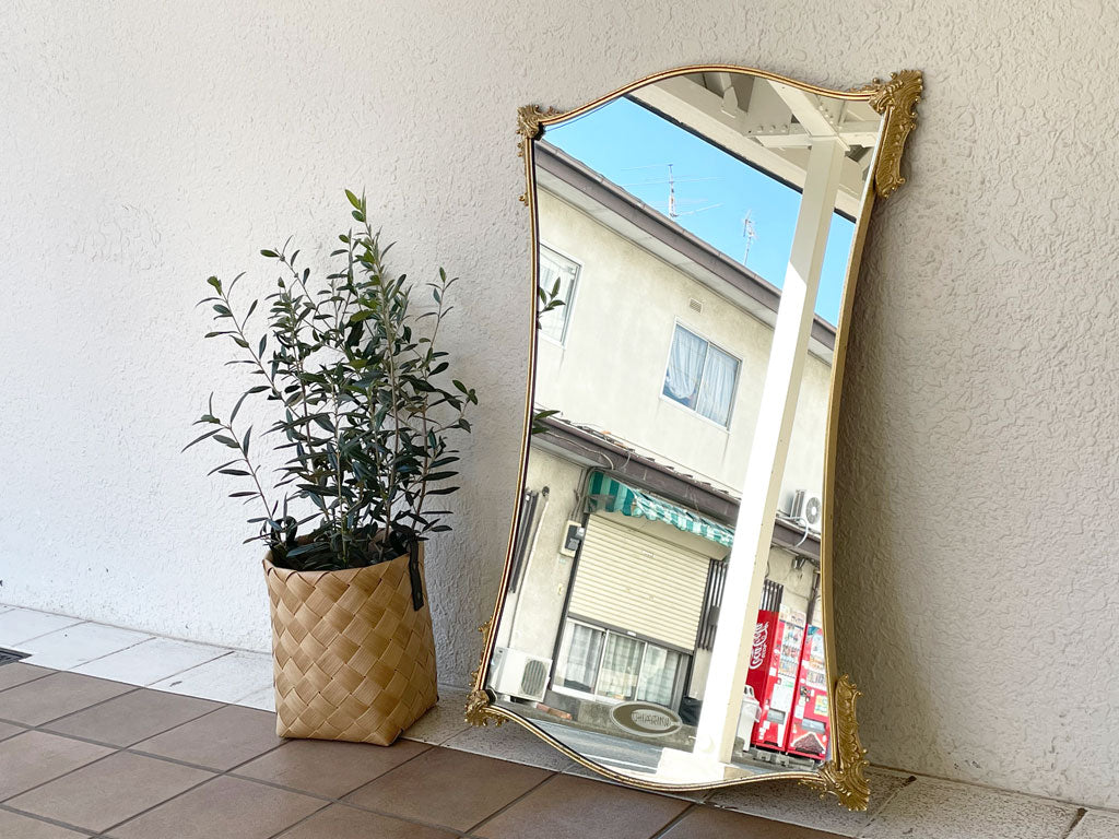ヨーロピアンクラシカル European Classical ビンテージ ウォールミラー 壁掛け鏡 変形 ゴールド 57×91 CHIARINI 中古品 買い取りしました。