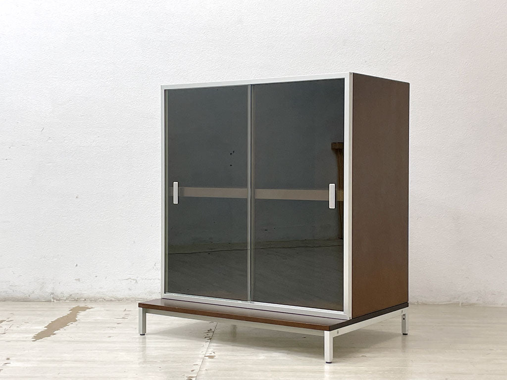 カッシーナイクスシー Cassina ixc. モダン MODERN シリーズ システムガラスキャビネット+システムローボード M ピエロ・リッソーニ W80cm イタリア A 中古品 買い取りしました。