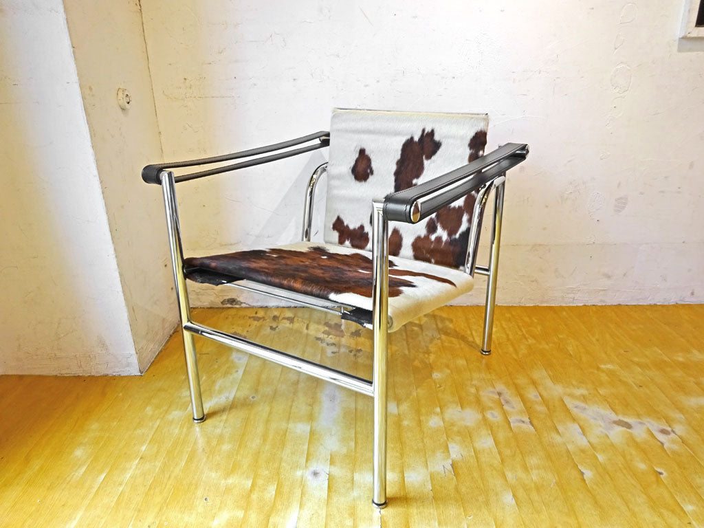 カッシーナ Cassina LC1 スリングチェア 仔牛毛皮 ハラコ ル・コルビュジェ Le Corbusier 定価\484,000- 美品 中古品 買い取りしました。