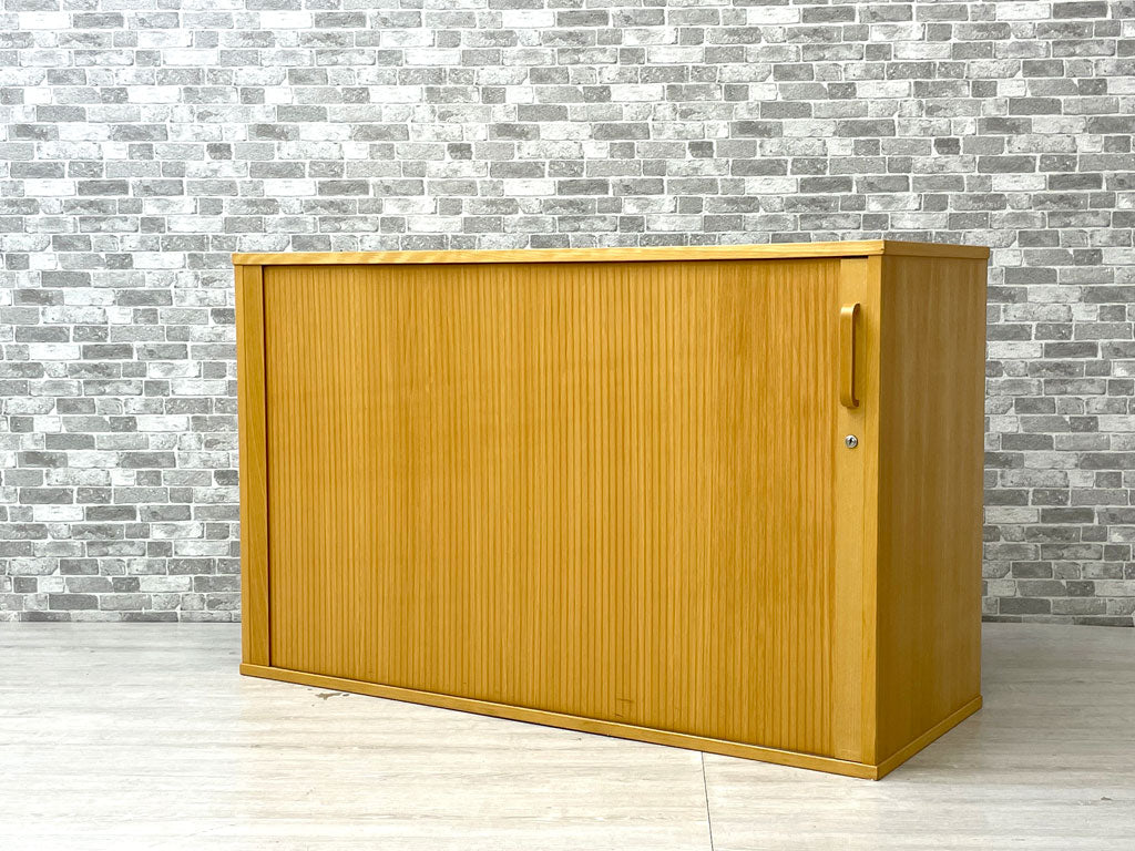 ラボファ Labofa ビーチ材 蛇腹扉 キャビネット ストレージ 鍵付き デンマーク製 北欧家具 台座なし 買い取りしました。