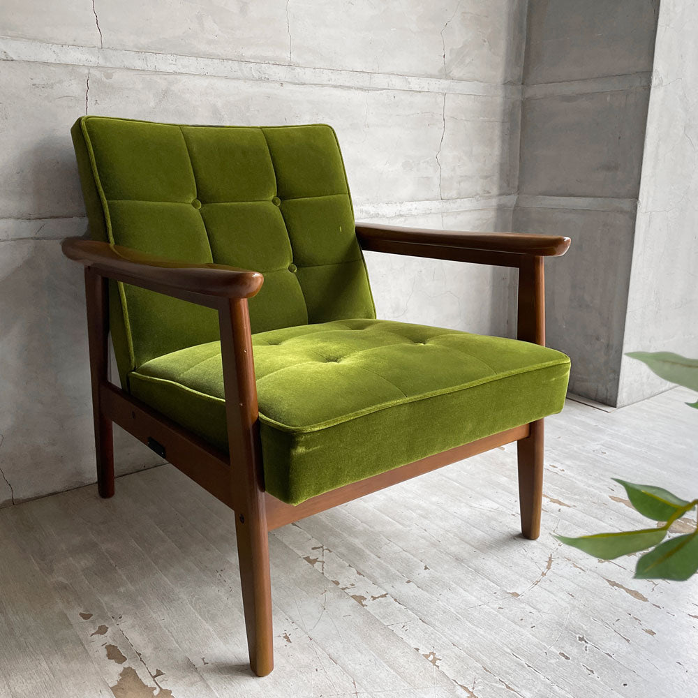 【学芸大学店】カリモク60 karimoku60 Kチェア 1シーター ソファ 1P 一人掛け モケットグリーン ウォールナットカラーフレーム ブナ材 レトロモダン ミッドセンチュリー 買取させていただきました。