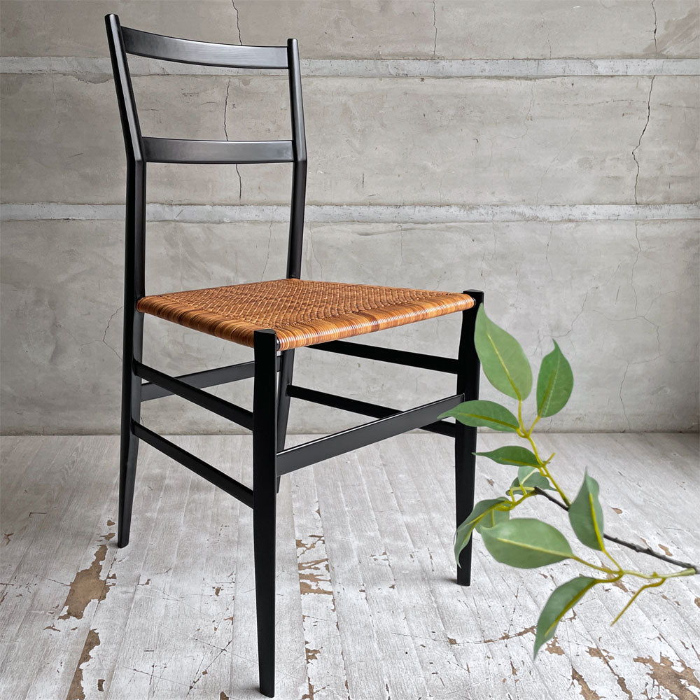 【学芸大学店】カッシーナ Cassina 699 スーパーレジェーラ SUPERLEGGERA チェア アッシュ材 ブラック 籐張り ジオ・ポンティ 買取させていただきました。