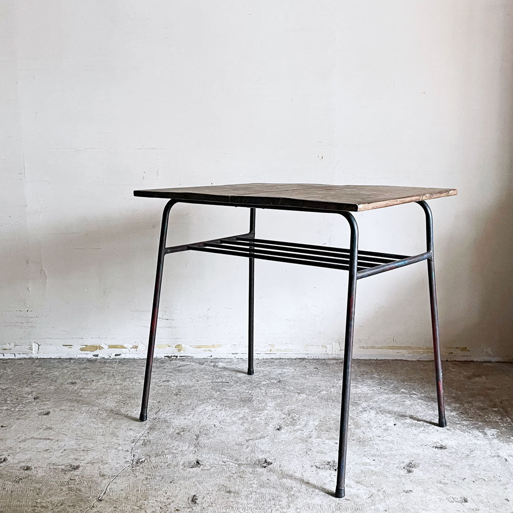 【自由が丘店】インダストリアルデザイン Industrial Design ダイニングテーブル ワークデスク  古材 アイアンフレーム リメイク ビンテージ 工業系 店舗什器 買取させていただきました。