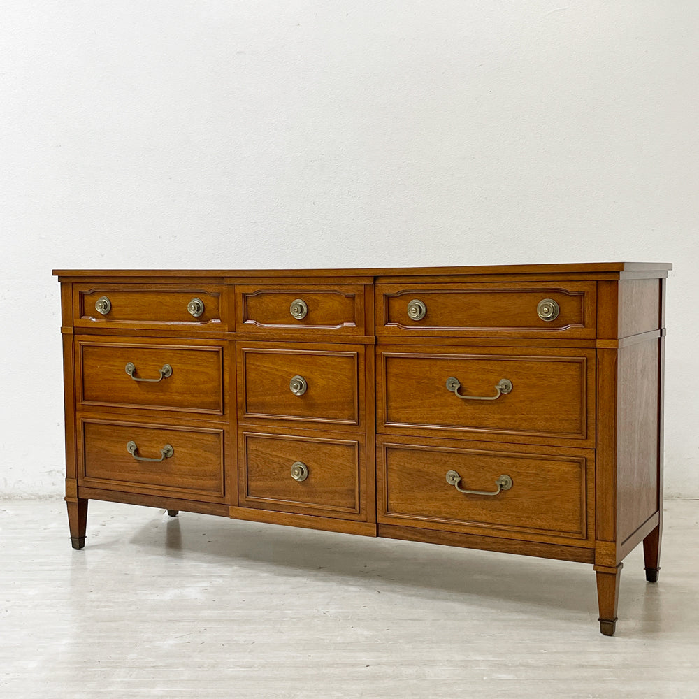 【祖師ヶ谷大蔵店】ドレクセルヘリテイジ DREXEL HERITAGE トライユン TRIUNE サイドボード 9ドロワー オーク材 買取させていただきました。