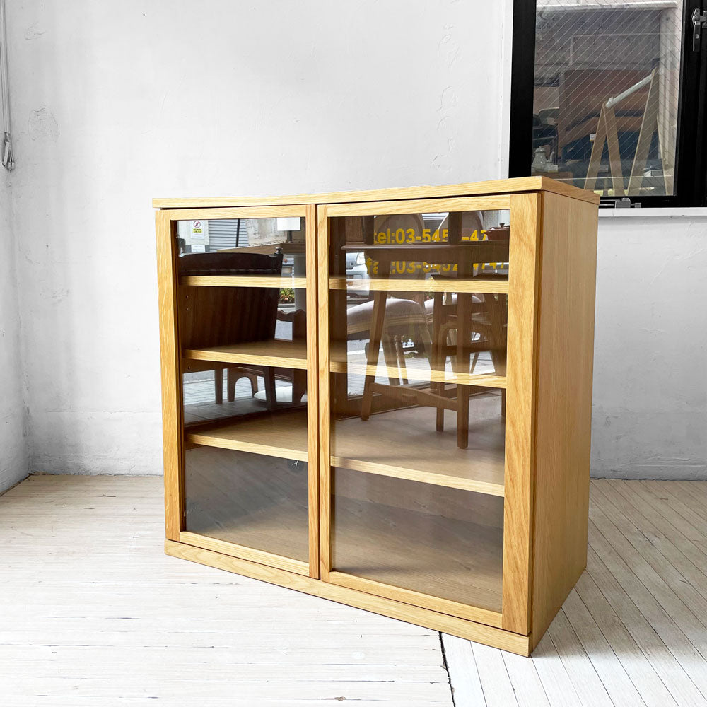 【下北沢店】無印良品 MUJI 木製キャビネット･ガラス扉･オーク材 食器棚 ナチュラル シンプルデザイン 廃番 買取させていただきました。