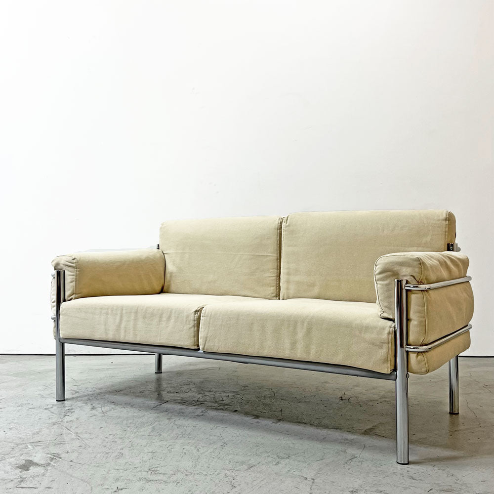 【祖師ヶ谷大蔵店】イノベーター innovator パルピット pulpit 2シーター ソファ ラブソファ スチールパイプ ファブリック アイボリー スウェーデン 北欧家具 買取させていただきました。