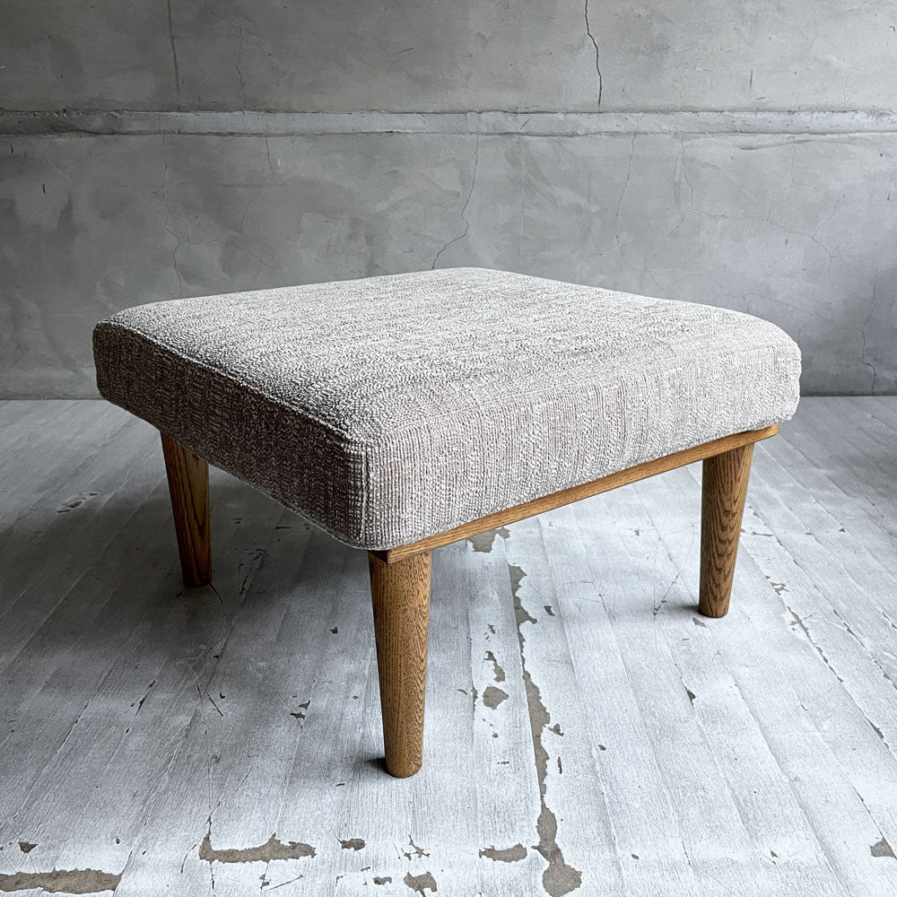 【学芸大学店】モモナチュラル Momo Natural デイオットマン DAY OTTOMAN Sサイズ オーク材 ファブリック ベージュ系 カバーリング ♪ 買取させていただきました。