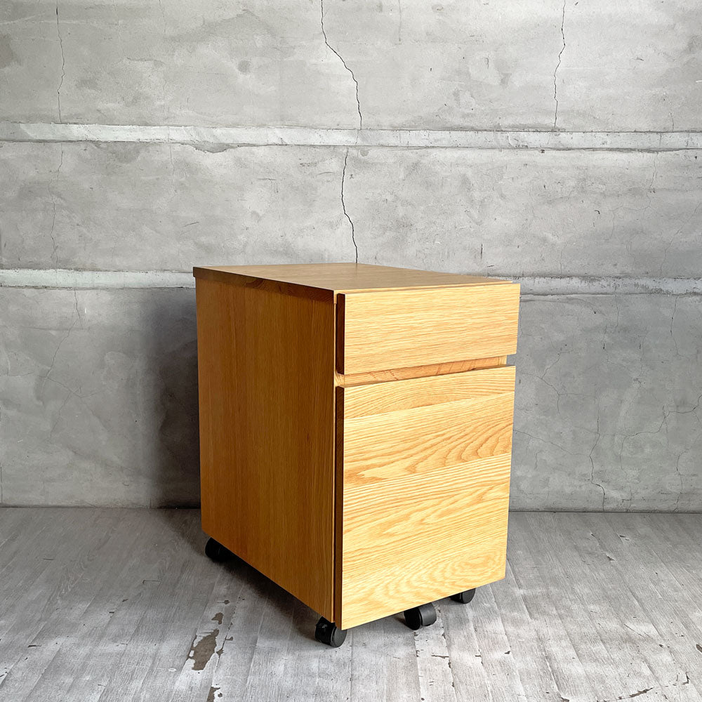 【学芸大学店】無印良品 MUJI 木製デスクキャビネット オーク材 デスクワゴン ナチュラル キャスター付き 定価￥25,000- ♪ 買取させていただきました。