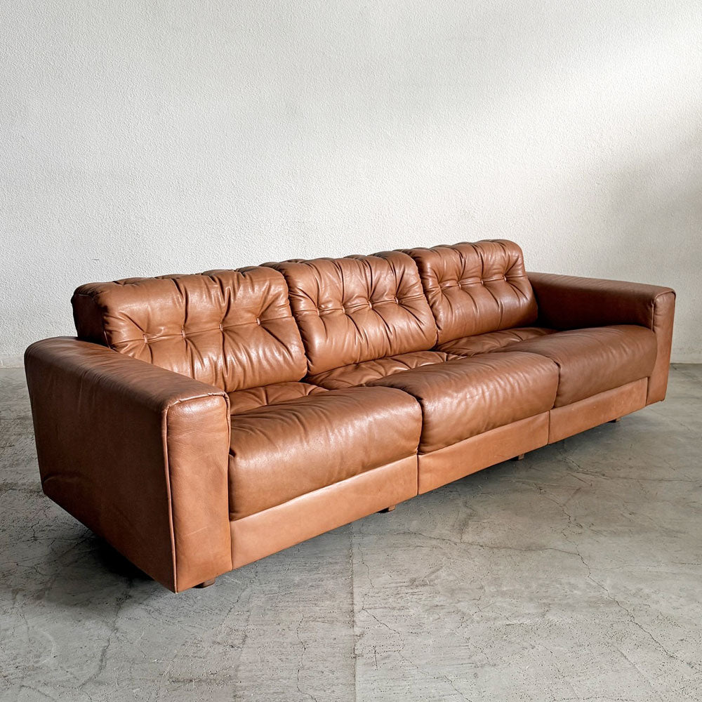 【登戸BASE店】デセデ de Sede モビリア MOBILIA DS40 3シーターソファ 3人掛け W210cm 本革 ブラウン系レザー スイス 買取させていただきました。