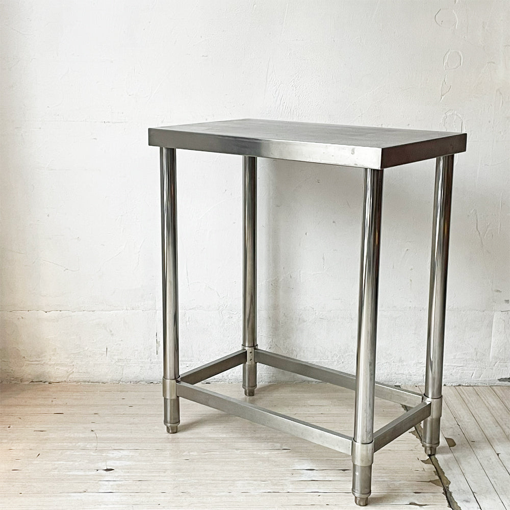 【下北沢店】インダストリアルデザイン Industrial Design ステンレス製 サイドテーブル ワークテーブル 作業台 W60cm 店舗什器 調理台  買取させていただきました。