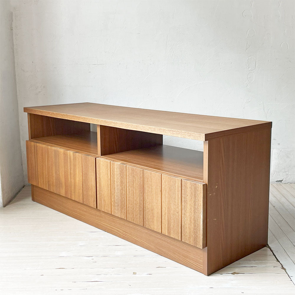 【下北沢店】ウニコ unico ストラーダ STRADA AVボード テレビボード アッシュ材 W120cm 買取させていただきました。