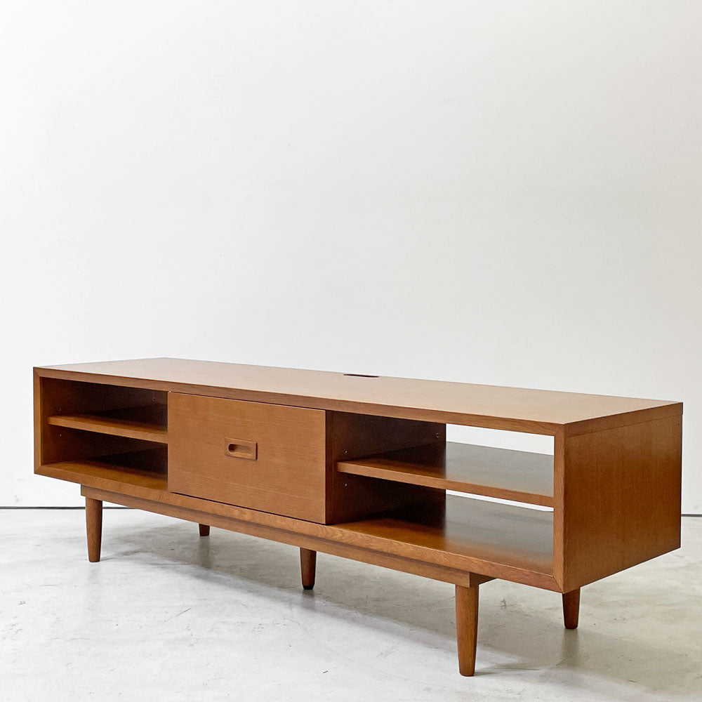 【祖師ヶ谷大蔵店】カリモク60+ ロクマルプラス karimoku ローボード オーク材 テレビ台 AVボード レトロモダン ミッドセンチュリー 定価￥120,120- 買取させていただきました。