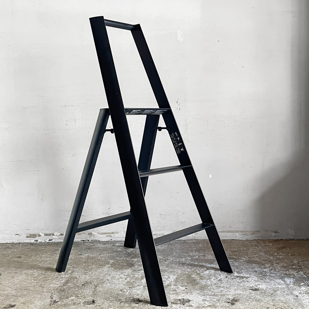 【自由が丘店】 ルカーノ LUCANO ステップスツール Step stool 3ステップ 3-STEP 脚立 踏み台 ブラック 買取させていただきました。