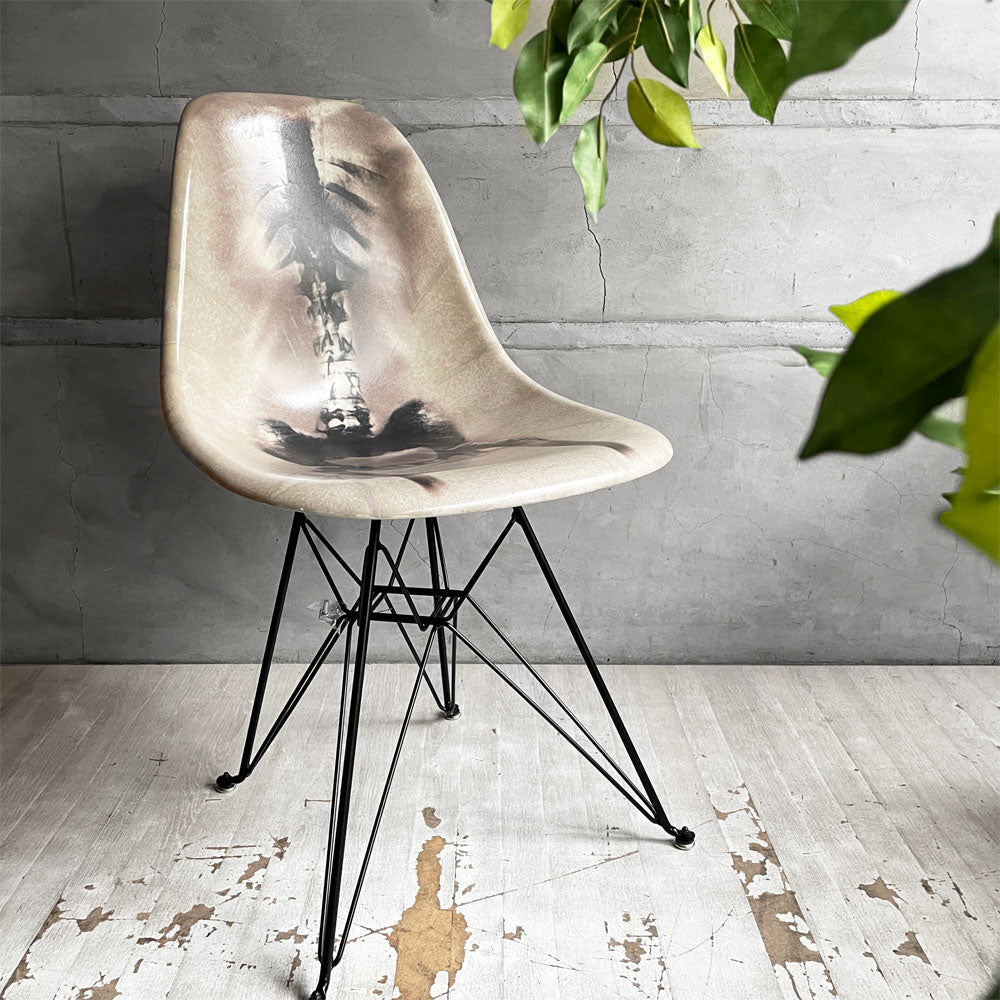 【学芸大学店】モダニカ x ドクター・ウー MODERNICA x Dr. Woo サイドシェルチェア インバーテッド Inverted FRP製 世界10台限定モデル ハンドサイン入り イームズ 希少 買取させていただきました。