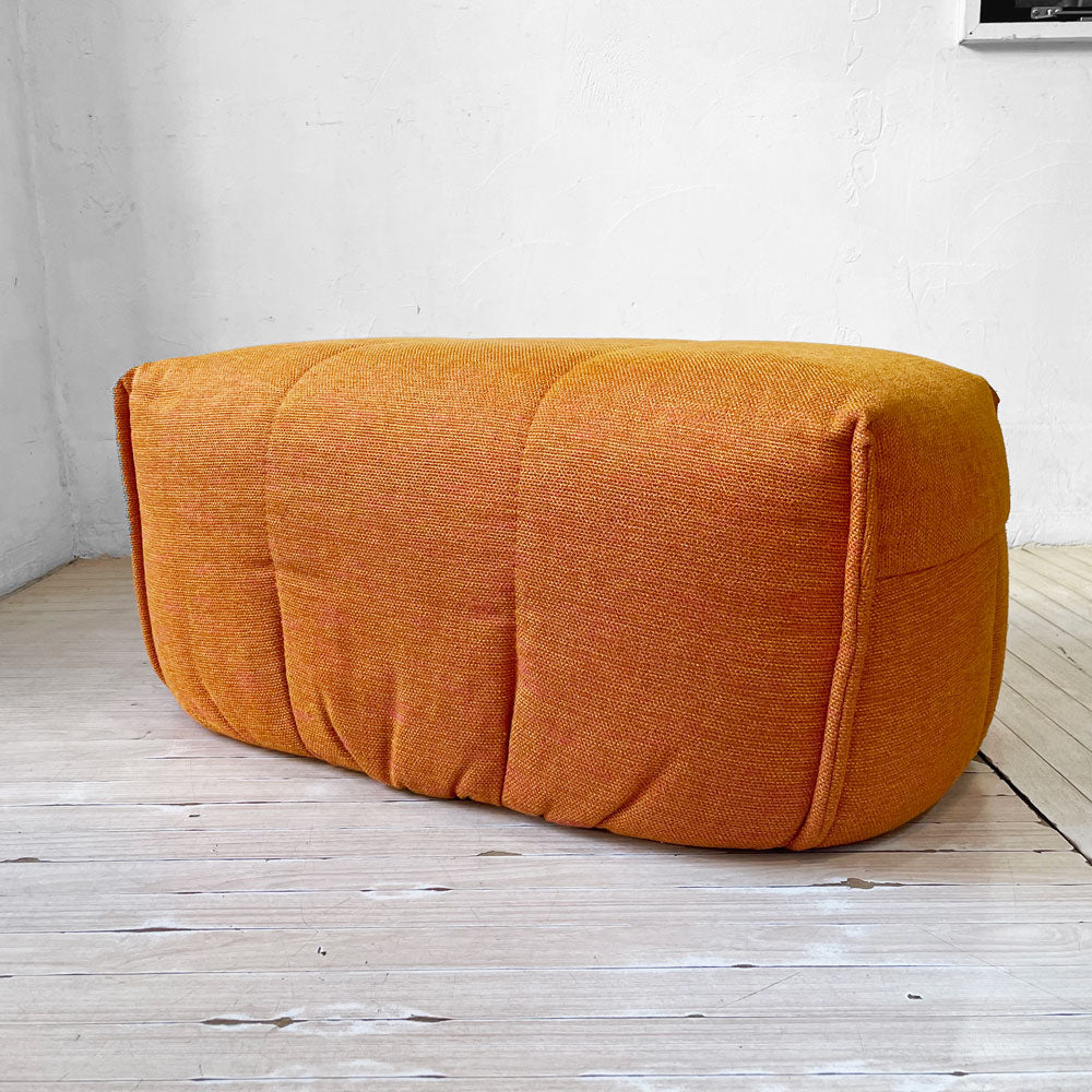 【下北沢店】リーンロゼ ligne roset ブリガンタン BRIGANTIN パフ オットマン ファブリック オレンジ 買取させていただきました。