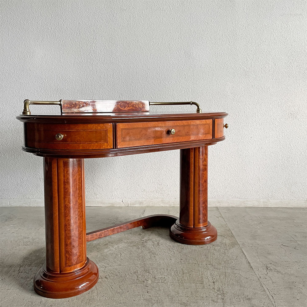【登戸BASE店】イタリア製 オーバルデスク コンソールデスク 象嵌細工 インレイ 3ドロワー W118.5cm アールデコ様式 ヨーロピアンクラシカル 買取させていただきました。