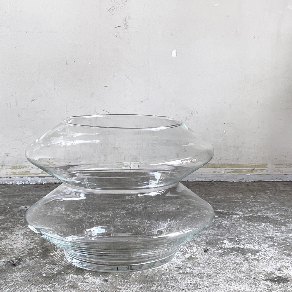 【自由が丘店】ザ・コンランショップ THE CONRAN SHOP フラワーベース 花瓶 金魚鉢 ガラスベース モダンデザイン 買取させていただきました。