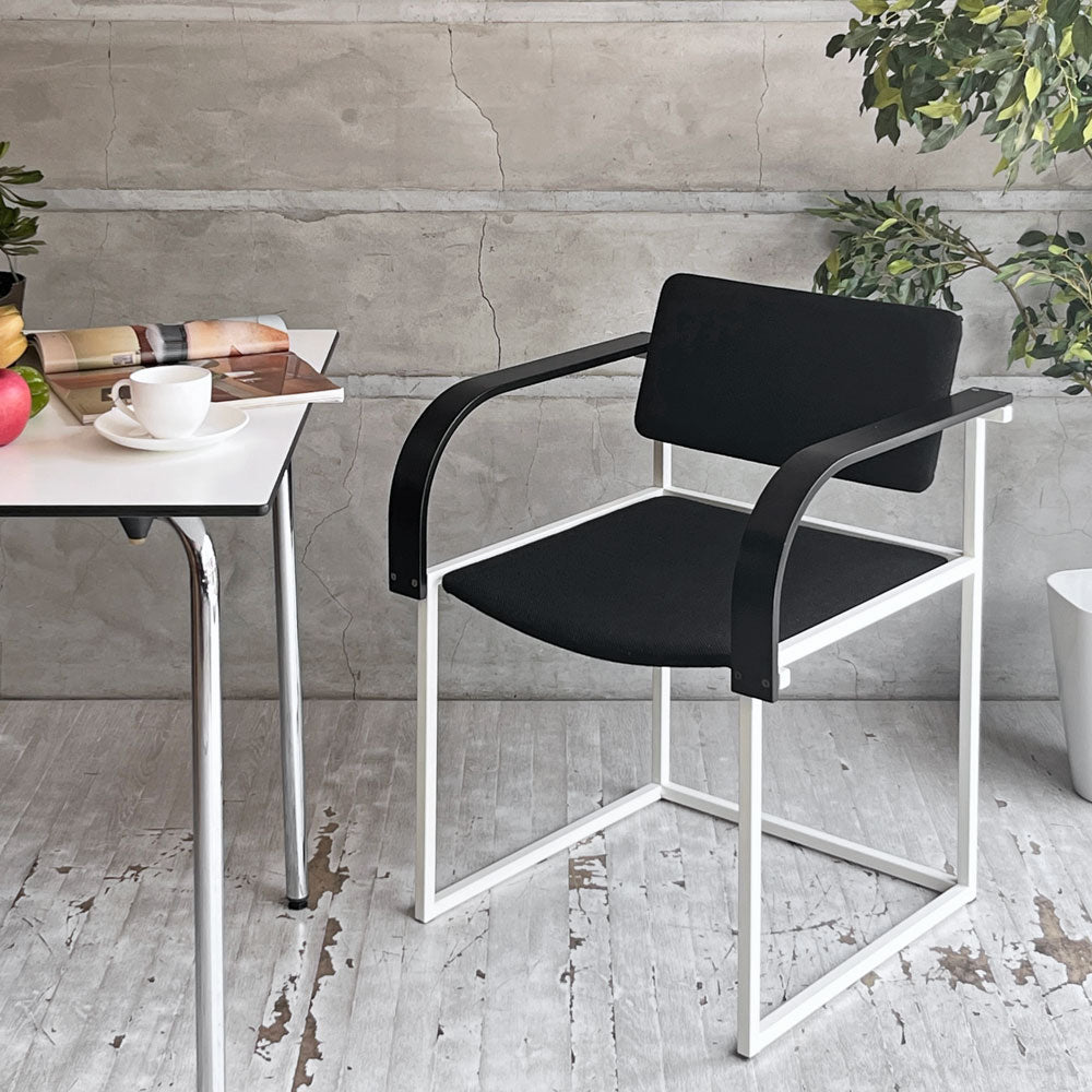 パストー Pastoe FM80 Chair アームチェア by Pierre Mazairac & Karel Boonzaadjer オランダビンテージ ポストモダン～曲木をまとった、オランダのファーストペンギン～