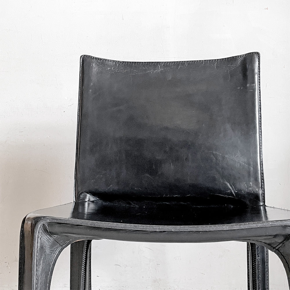 カッシーナ Cassina キャブチェア 412 CAB CHAIR アームレス 本革 ブラック マリオ・ベリーニ MoMA イタリアンモダン ～イタリアンモダンデザインを代表する椅子～